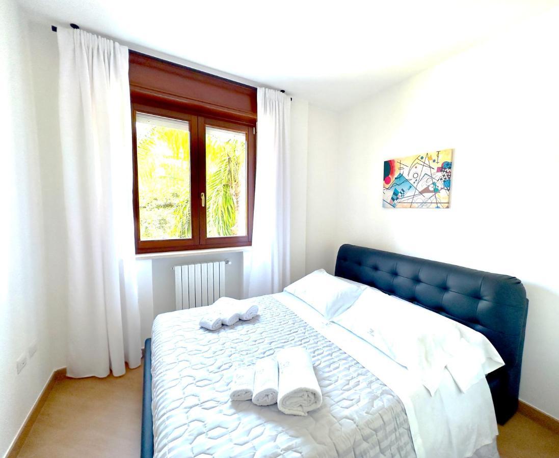 Salento Sweet Home - Obelisco Luxury Apartment Лечче Экстерьер фото